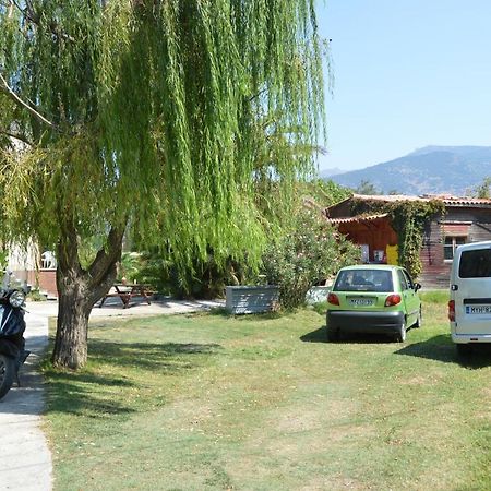 Mr. Greek Villa Петра Екстер'єр фото