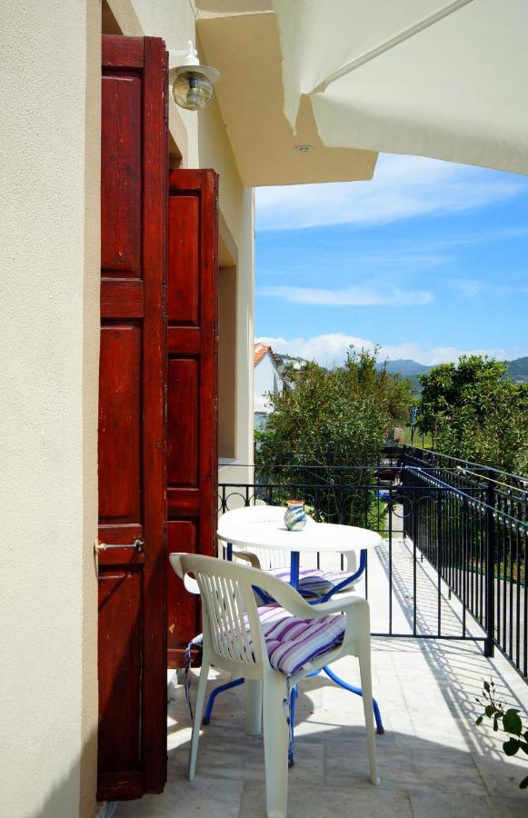 Mr. Greek Villa Петра Номер фото
