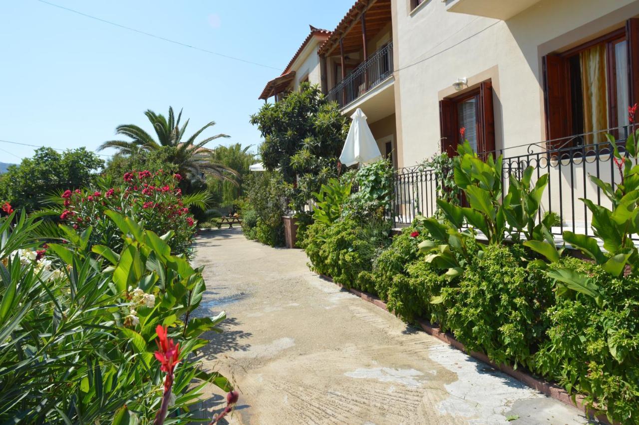 Mr. Greek Villa Петра Екстер'єр фото