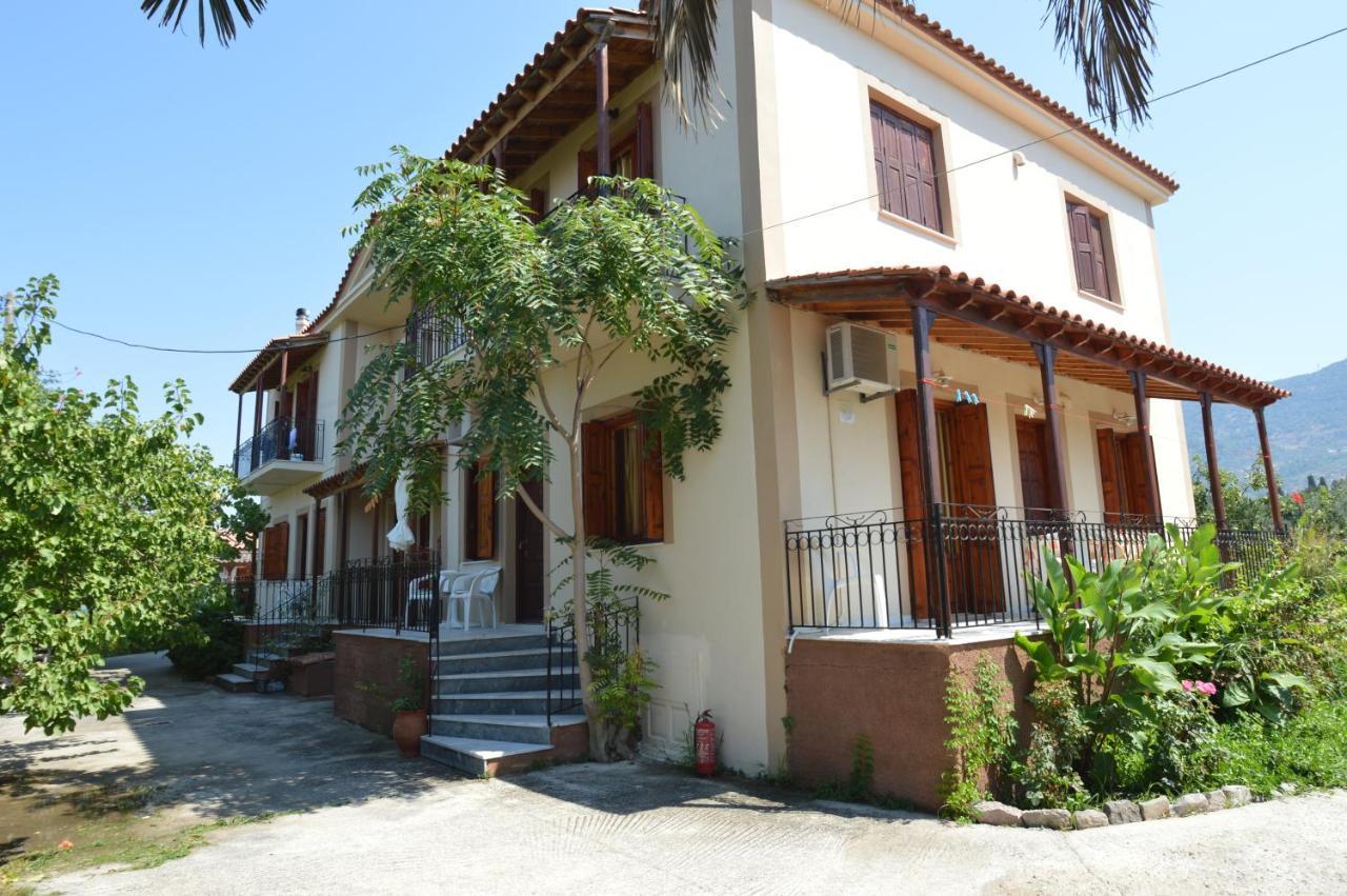Mr. Greek Villa Петра Екстер'єр фото